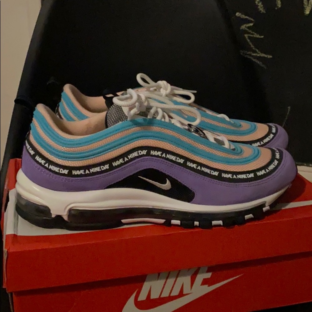Nike air max day 97 Mens 11 wmns 12.5
